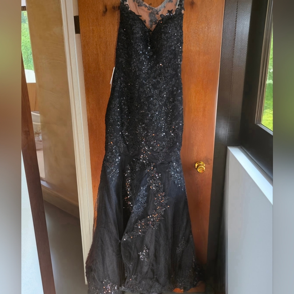 OYiSHA Beaded Sheer Back Dress SZ Small